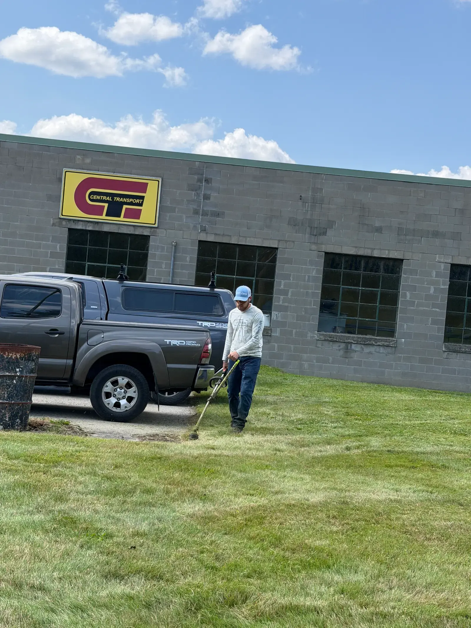 Trimming the perimeter of a commercial lot